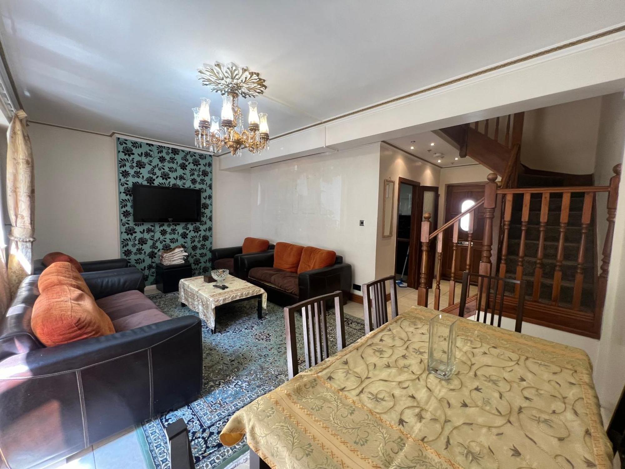 3 Bedroom Prime Edgware Road, Paddington W2 *